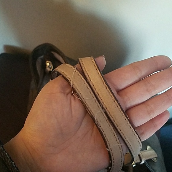 Michael Kors logo tote - Picture 3 of 6